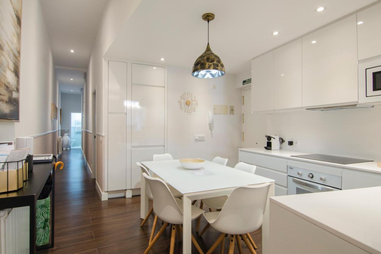 Apartamento En Santa Ana - Sol 마드리드 외부 사진