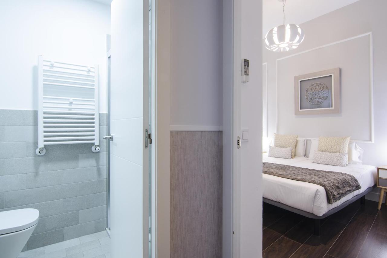 Apartamento En Santa Ana - Sol 마드리드 외부 사진